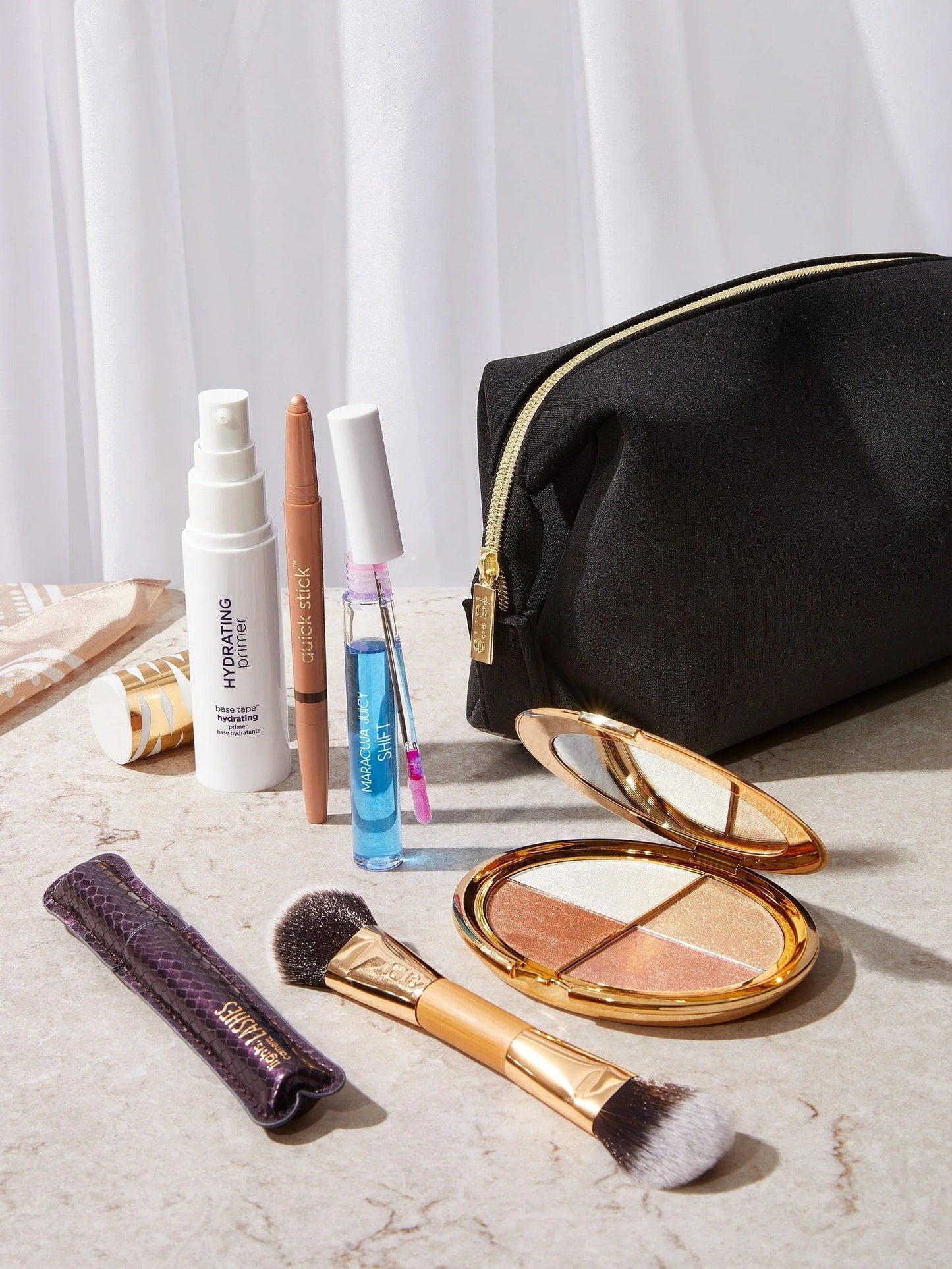 LUHAKA® Glow-Garderobe mit Palette für Augen und Wangen